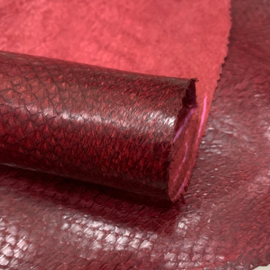 Salmon Leather Red, Smooth Shine